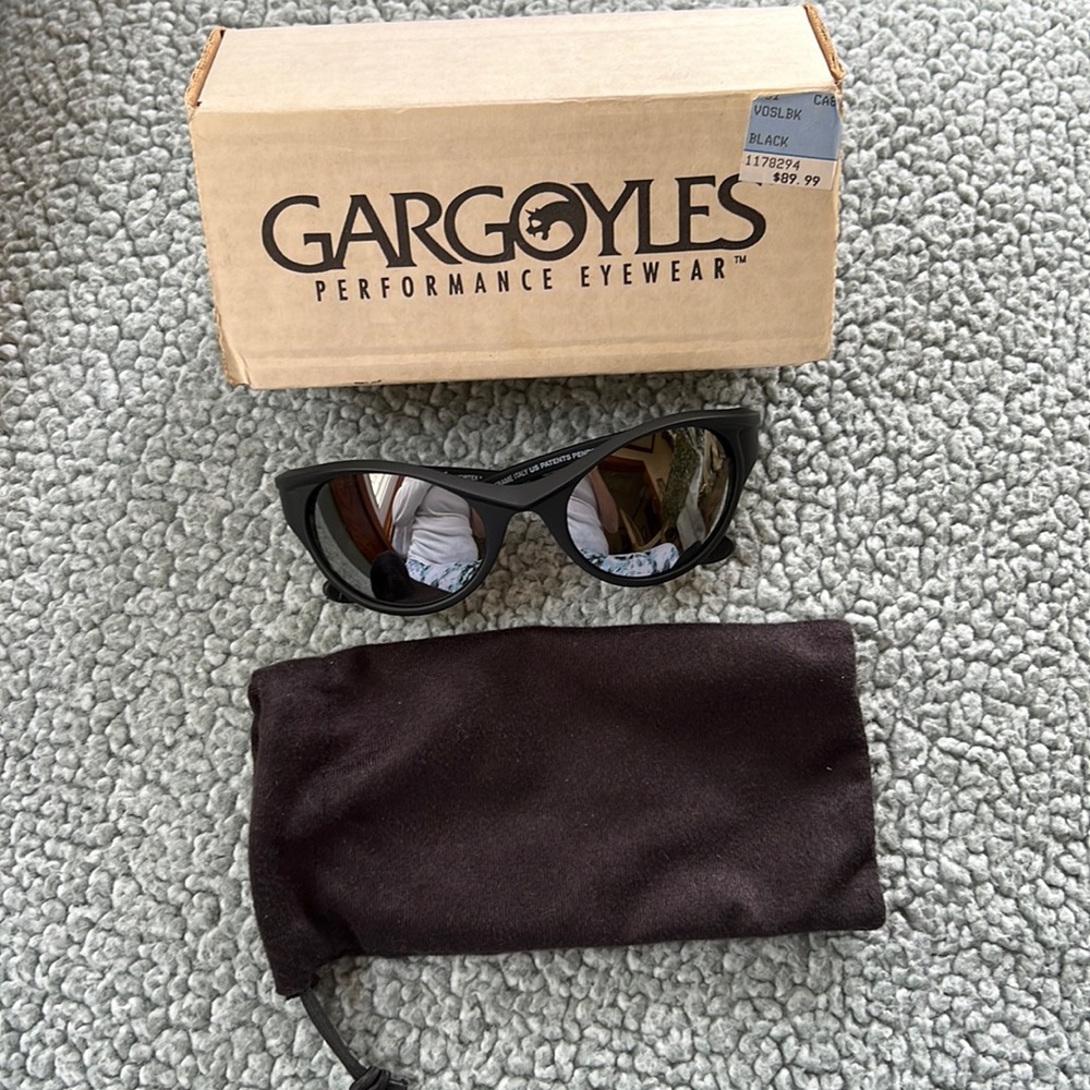 Vintage Gargoyles sunglasses, one size, black